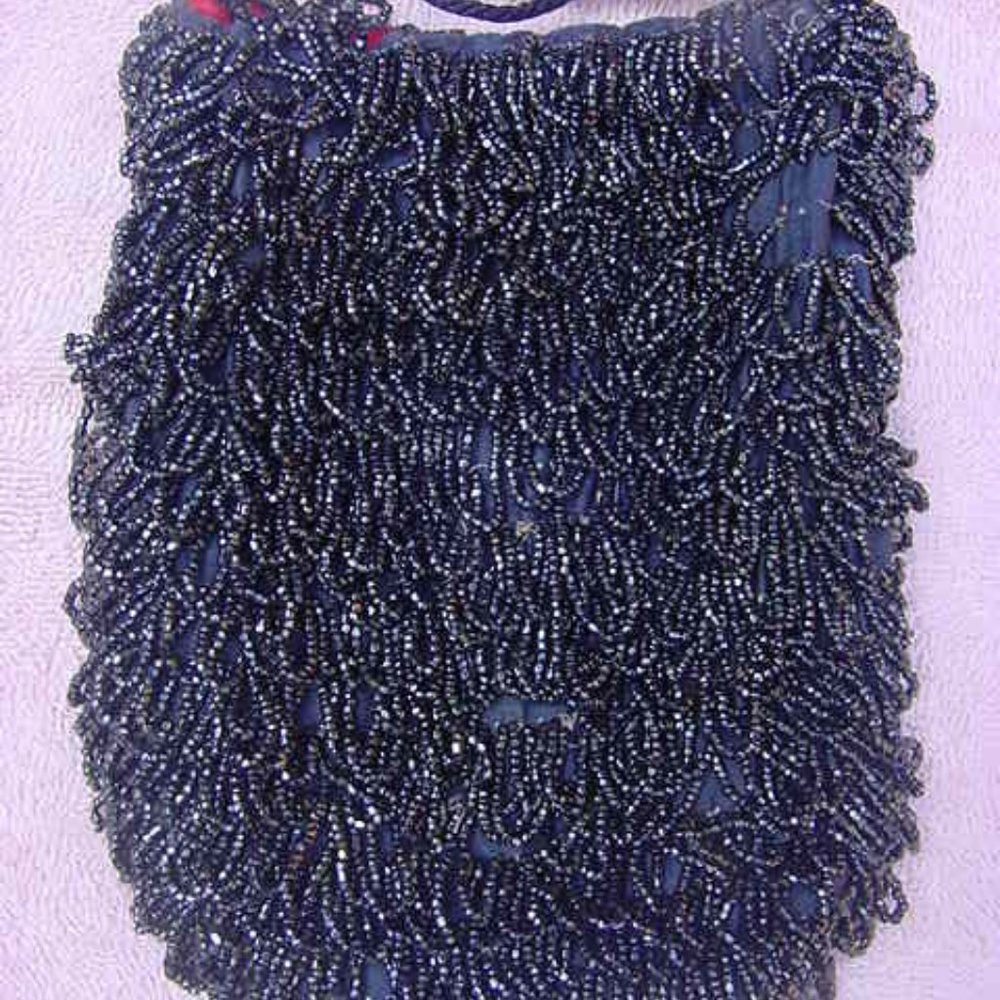 VINTAGE BLACK GLASS BEADS WITH DRAWSTRING TOP EVENING PURSE